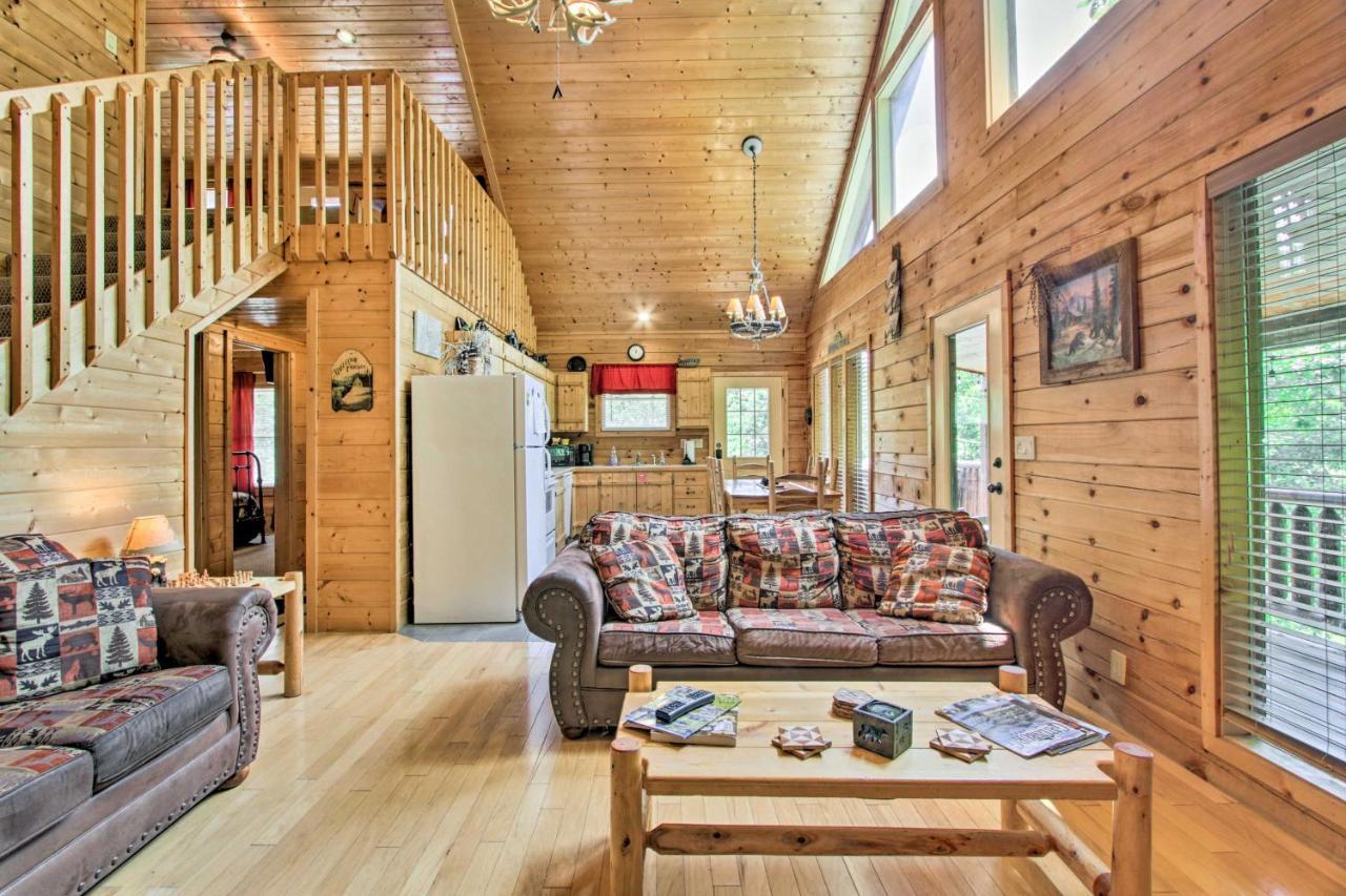 Cabin With Hot Tub And Deck About 12 Mi To Pigeon Forge! 塞维尔维尔 外观 照片